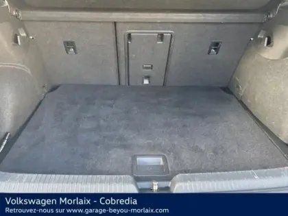 Photo 11 Volkswagen Golf  2.0 TDI 150ch R-Line DSG7