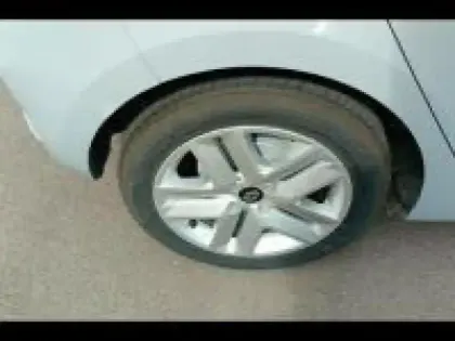 Photo 10 Renault Clio  1.6 E-Tech 145ch full hybrid Evolution - 24