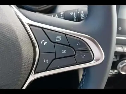 Photo 14 Renault Clio  1.6 E-Tech 145ch full hybrid Evolution - 25