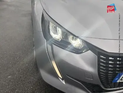 Photo 12 Peugeot 208  1.2 PureTech 100ch S&S Allure Pack EAT8