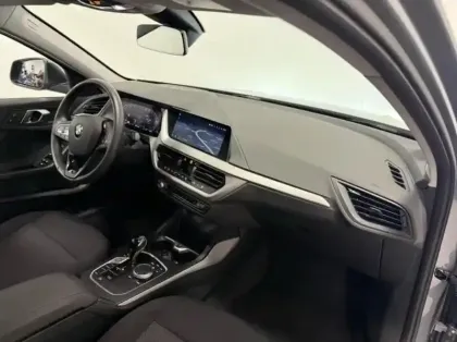 Photo 7 BMW Serie 1 Série 1 116dA 116ch Business Design DKG7