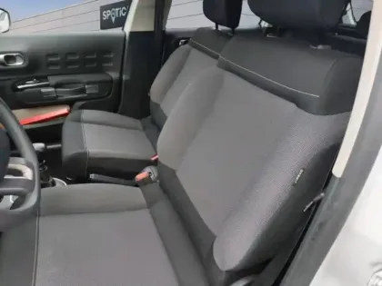 Photo 8 Citroën C3  1.2 PureTech 110ch S&S Shine 120-123g