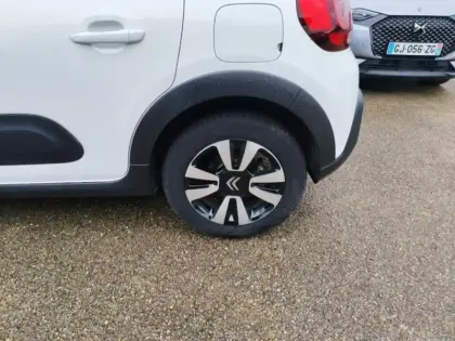 Photo 10 Citroën C3  1.2 PureTech 110ch S&S Shine 120-123g