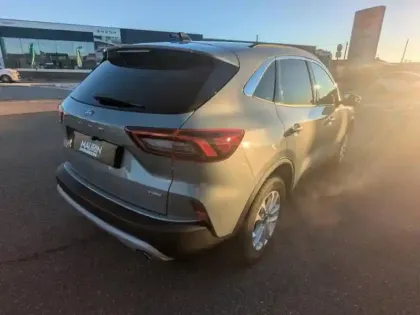 Photo 7 Ford Kuga  2.5 Duratec 180ch Hybrid FlexiFuel Titanium Business Powershift