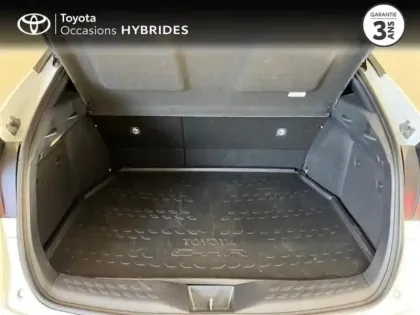 Photo 9 Toyota C-HR  184h Distinctive 2WD E-CVT MY22