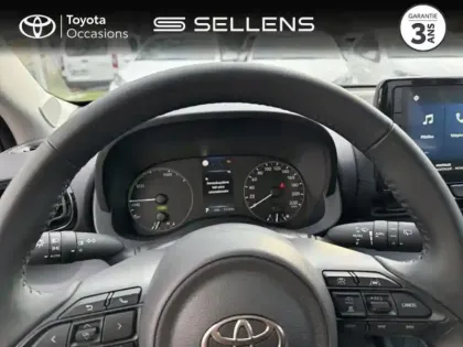 Photo 12 Toyota Yaris  116h Dynamic 5p MY22