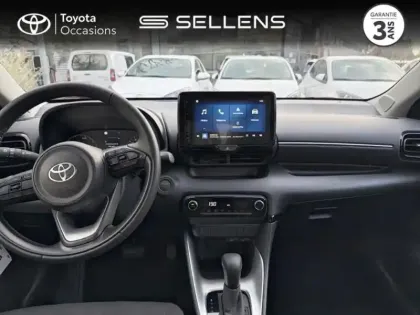 Photo 7 Toyota Yaris  116h Dynamic 5p MY22