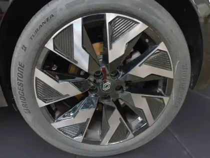 Photo 8 Renault Rafale  1.2 E-Tech full hybrid 200ch esprit Alpine