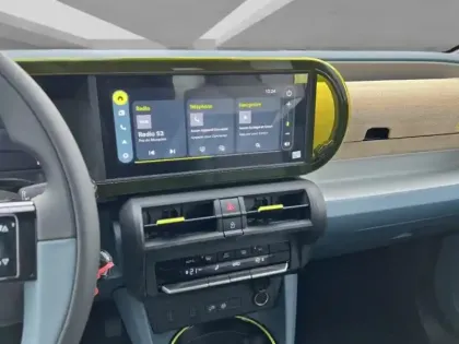 Photo 12 Fiat Panda Grande  1.2 Hybrid Turbo 110ch La Prima eDCT6