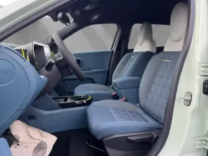 Photo 10 Fiat Panda Grande  1.2 Hybrid Turbo 110ch La Prima eDCT6