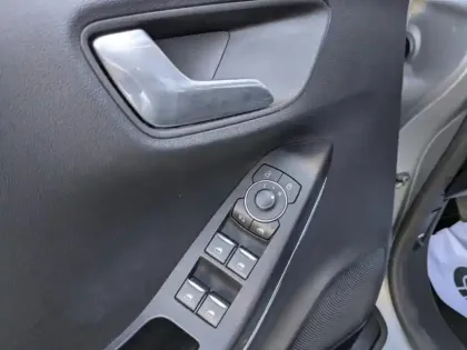 Photo 7 Ford Puma  1.0 Flexifuel 125ch S&S mHEV ST-Line Design 2