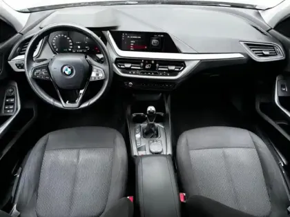 Photo 5 BMW Serie 1 Série 1 118i 140ch Lounge