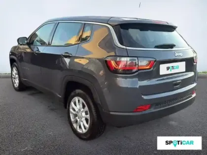 Photo 6 Jeep Compass  1.5 Turbo T4 130ch MHEV Altitude 4x2 BVR7