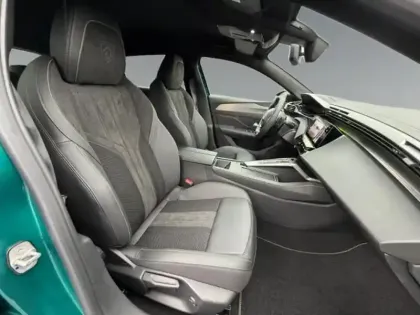 Photo 14 Peugeot 308  Hybrid 145ch GT / ALCANTARA