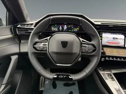 Photo 11 Peugeot 308  Hybrid 145ch GT / ALCANTARA