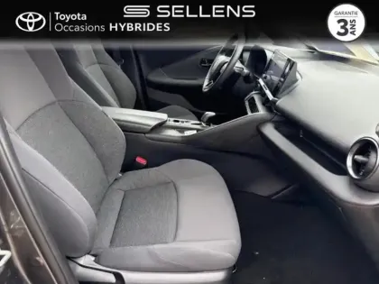 Photo 5 Toyota C-HR  1.8 Hybride 140ch Dynamic NG23