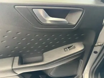 Photo 16 Ford Kuga Gén. III Ph1 Titanium 5