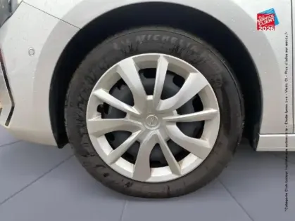 Photo 24 Opel Corsa  1.2 Turbo 100ch Edition