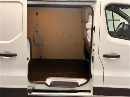 Photo 11 Renault Trafic  Fg L2H1 3T 2.0 Blue dCi 130ch Confort (21249?ht)