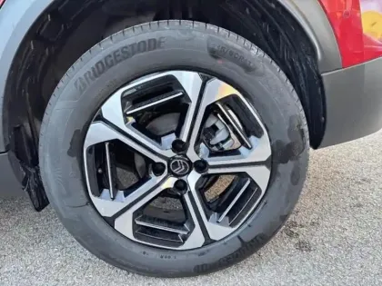 Photo 11 Citroën C3 Aircross  1.2 Hybride 145ch MAX