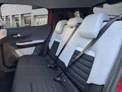 Photo 9 Citroën C3 Aircross  1.2 Hybride 145ch MAX