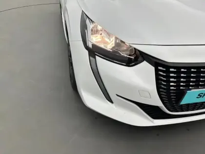 Photo 57 Peugeot 208  PureTech 75 S&S BVM5