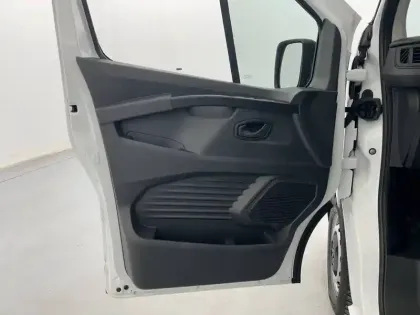 Photo 18 Renault Trafic  FGN L1H1 3000 KG BLUE DCI 130
