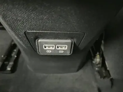 Photo 58 Peugeot 3008  Hybrid 225 e-EAT8