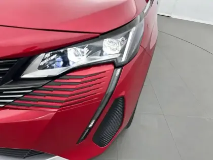 Photo 87 Peugeot 3008  Hybrid 225 e-EAT8