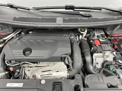 Photo 35 Peugeot 3008  Hybrid 225 e-EAT8