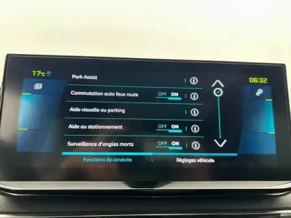 Photo 97 Peugeot 3008  Hybrid 225 e-EAT8