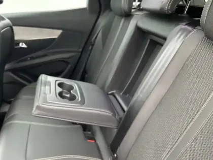 Photo 55 Peugeot 3008  Hybrid 225 e-EAT8