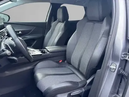 Photo 10 Peugeot 3008  Hybrid 225 e-EAT8