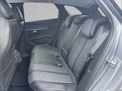 Photo 11 Peugeot 3008  Hybrid 225 e-EAT8