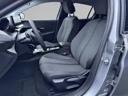 Photo 10 Peugeot 208  Hybrid 110 e-DCS6