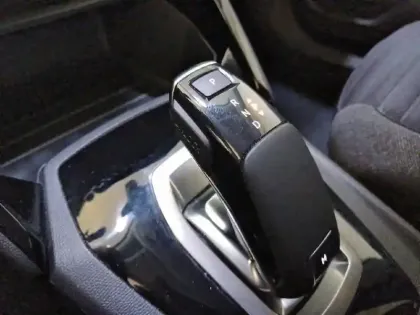 Photo 13 Peugeot 2008  PureTech 130 S&S EAT8