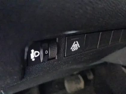 Photo 29 Peugeot 2008  PureTech 130 S&S EAT8