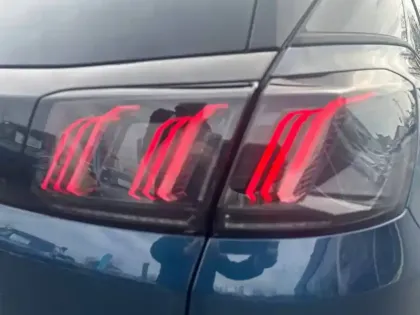 Photo 16 Peugeot 3008  BlueHDi 130ch S&S EAT8