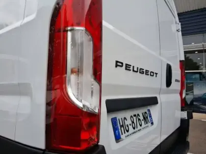 Photo 16 Peugeot Boxer  FGN TOLE 3.5 T L2H2 140 S&S BVA8