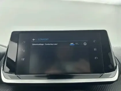 Photo 58 Peugeot 2008  PureTech 130 S&S EAT8