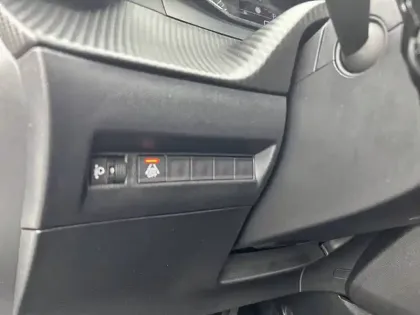 Photo 49 Peugeot 2008  PureTech 130 S&S EAT8