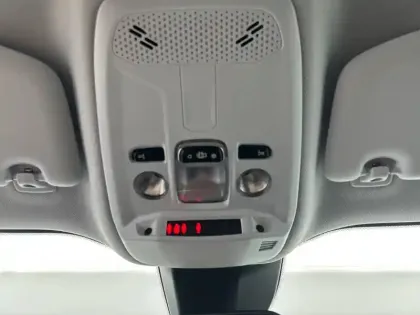 Photo 30 Peugeot 2008 Gén. II Ph1 NG Style 5