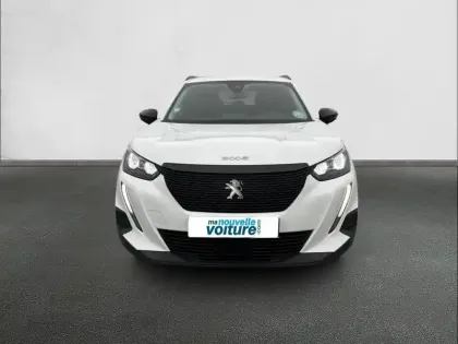 Photo 63 Peugeot 2008  PureTech 130 S&S EAT8