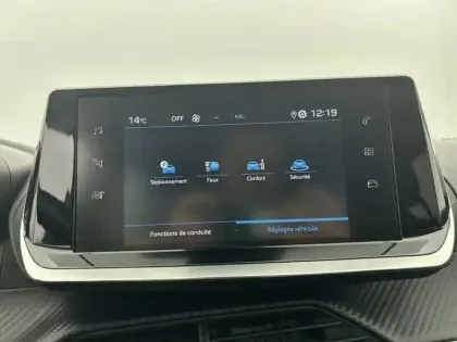 Photo 55 Peugeot 2008  PureTech 130 S&S EAT8