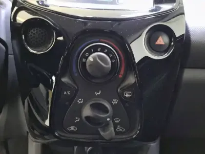 Photo 23 Peugeot 108  VTi 72ch S&S BVM5