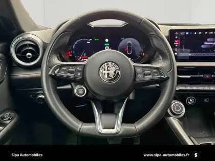 Photo 14 Alfa Romeo Tonale  1.3 Hybride Rechargeable PHEV 280ch AT6 Q4