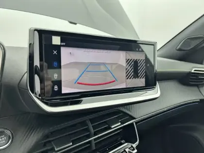 Photo 21 Peugeot 2008  Hybrid 145 e-DCS6