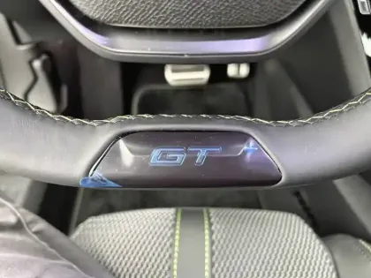 Photo 23 Peugeot 2008  Hybrid 145 e-DCS6