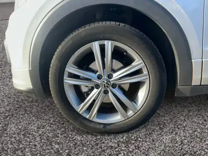 Photo 8 Volkswagen T-cross  1.0 TSI 110 Start/Stop BVM6