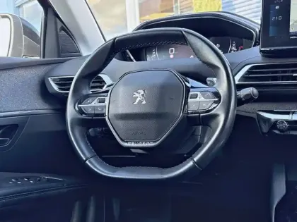 Photo 50 Peugeot 3008  Puretech 130ch S&S EAT8